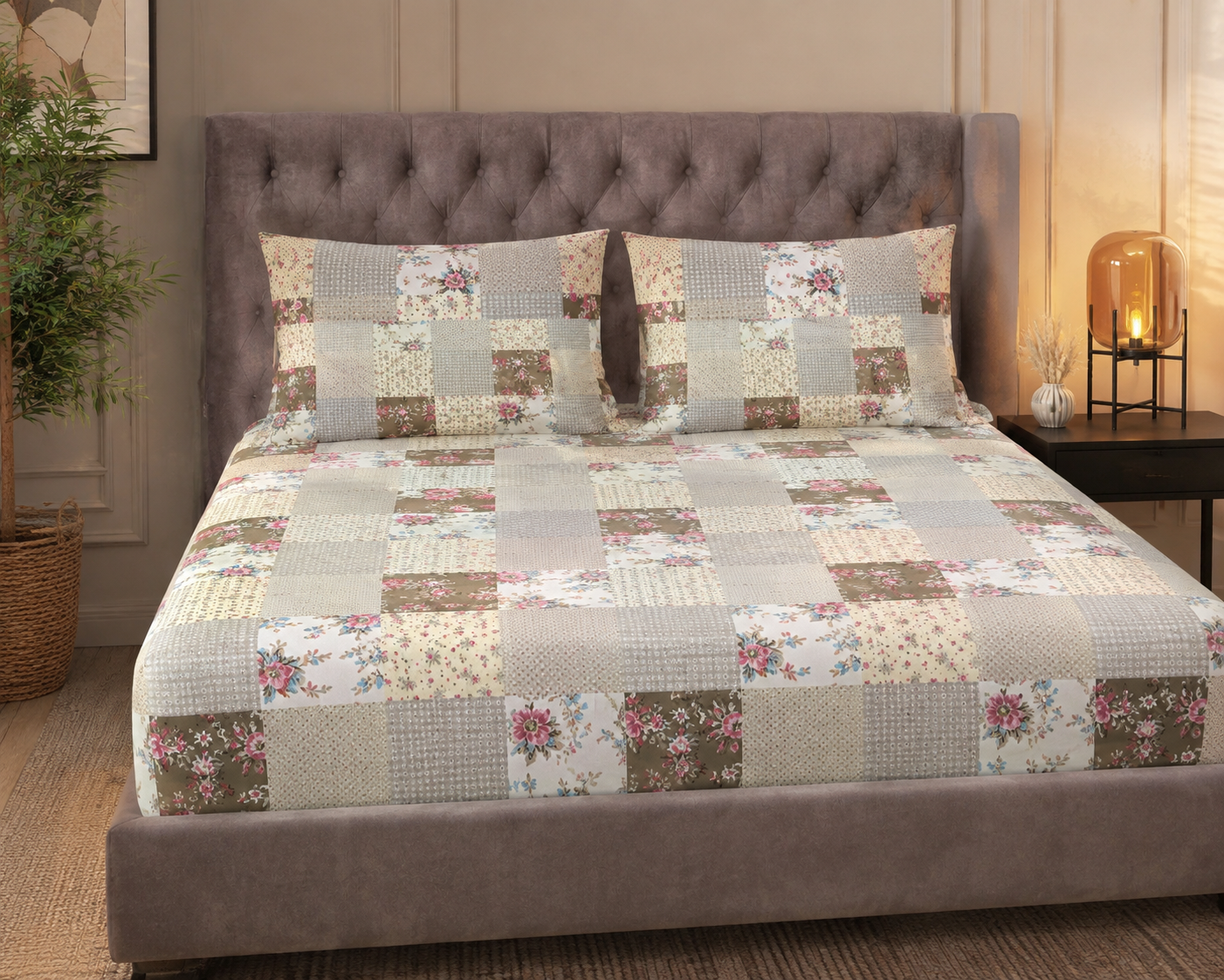 King Size Patchwork Floral Fitted Bedsheet Set – Vintage Rose Print Bed Sheet with 2 Pillow Covers (3-Piece) 